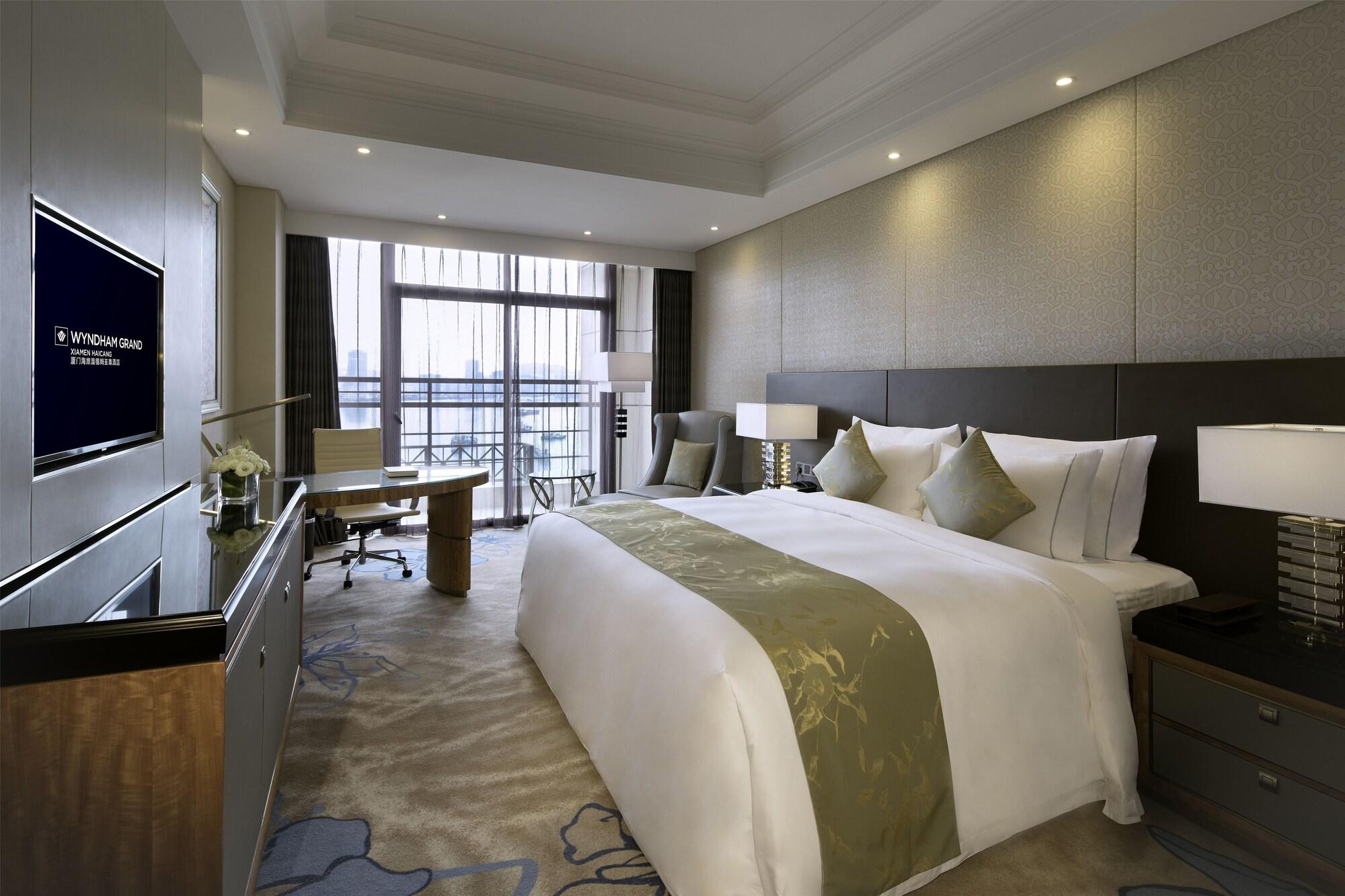 Wyndham Grand Xiamen Haicang Esterno foto