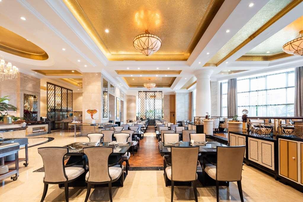 Wyndham Grand Xiamen Haicang Ristorante foto
